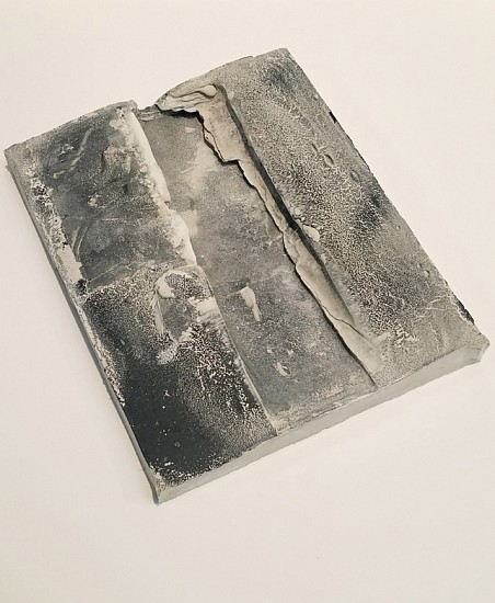 James Buss, Untitled cast, 2018
Plaster, concrete, enamel, 12 x 9 1/2 x 1 1/2 in.
JBU-024